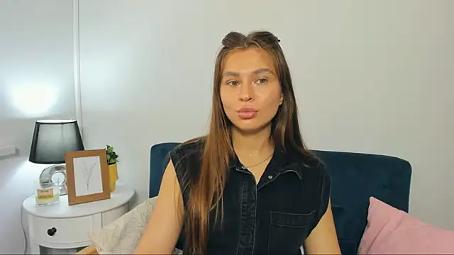 CamilaAmazing online show from 09.16.25