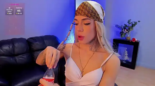 Camillesanto online show from 01.02.25