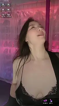 Snapshot of baobaomiqi_linger chatting on 10.06.25 baobaomiqi linger online show from 10.06.25