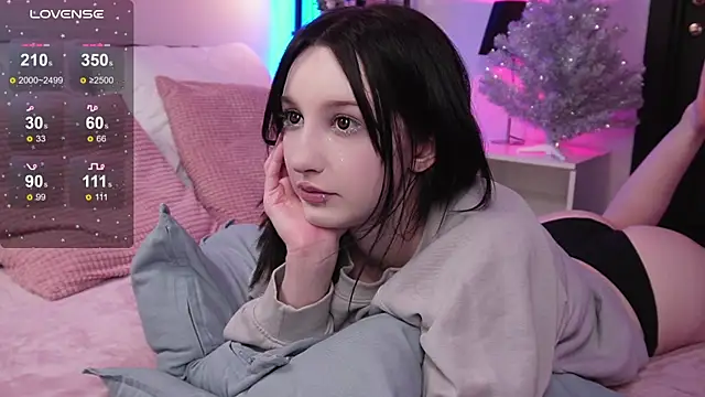 Lissa Meow  online show from 12.22.24