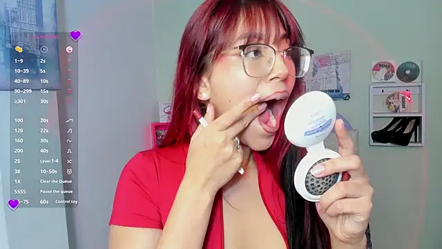 Fresita Rosita online show from 02.06.25