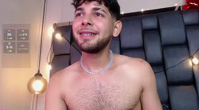 Snapshot of Samir_bear chatting on 02.25.25 Samir bear online show from 02.25.25