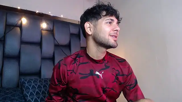 Snapshot of Samir_bear chatting on 03.10.25 Samir bear online show from 03.10.25