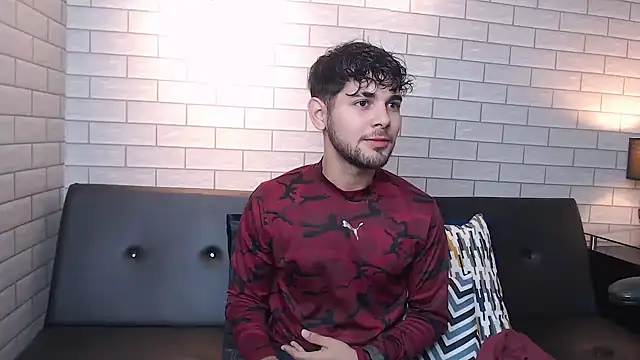 Snapshot of Samir_bear chatting on 03.20.25 Samir bear online show from 03.20.25