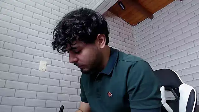 Snapshot of Samir_bear chatting on 09.22.25 Samir bear online show from 09.22.25