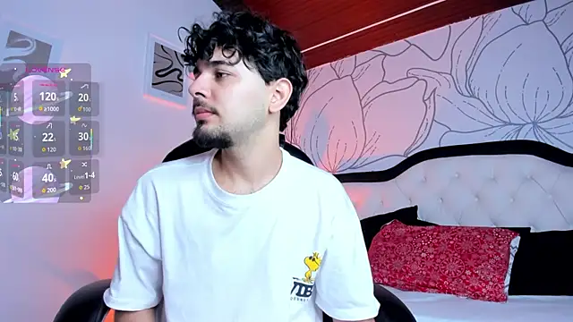 Snapshot of Samir_bear chatting on 09.29.25 Samir bear online show from 09.29.25