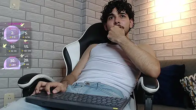 Snapshot of Samir_bear chatting on 10.09.25 Samir bear online show from 10.09.25