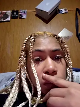 Snapshot of carmelbbyx22 chatting on 05.16.26 carmelbbyx22 online show from 05.16.26