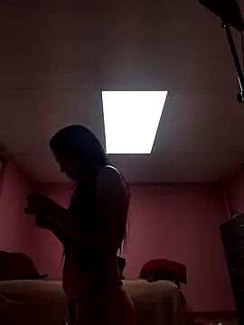 Snapshot of KarmaXblayze chatting on 09.27.25 KarmaXblayze online show from 09.27.25