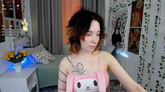 lilithlunna online show from 01.17.25