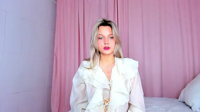 MeowthLilu online show from 10.22.25