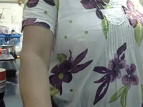 Housewife12 online show from 01.10.25