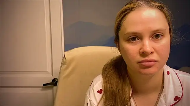 IlonaMurf online show from 10.28.25