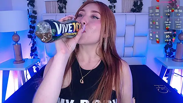 Snapshot of Miaa_gh1 chatting on 02.13.25 Miaa gh1 online show from 02.13.25