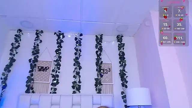 Snapshot of Miaa_gh1 chatting on 03.05.25 Miaa gh1 online show from 03.05.25