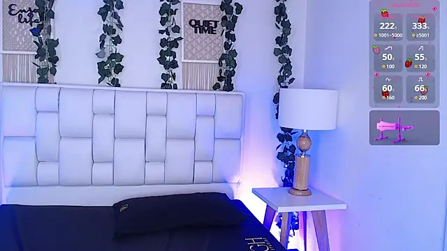 Snapshot of Miaa_gh1 chatting on 03.07.25 Miaa gh1 online show from 03.07.25