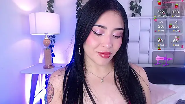 Snapshot of Miaa_gh1 chatting on 09.10.25 Miaa gh1 online show from 09.10.25