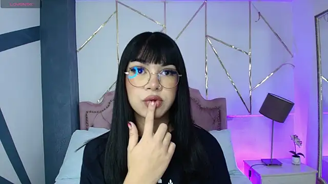 RoseCassie online show from 01.17.25
