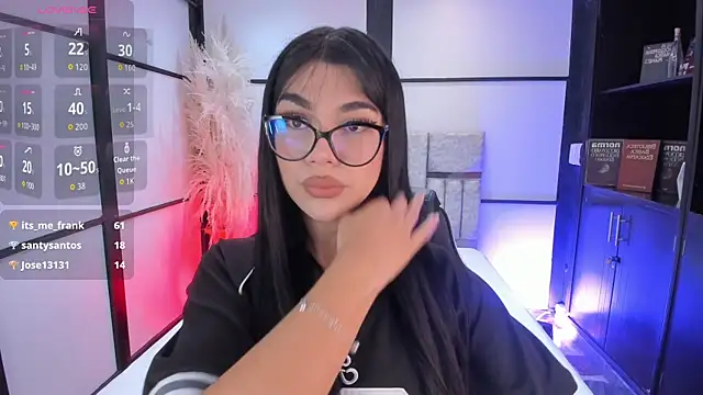 RoseCassie online show from 12.16.25