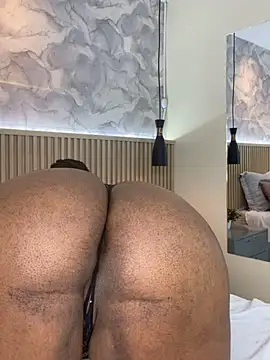 AinaraJimenez online show from 02.20.26