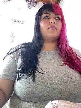 Pinky-Flower online show from 01.04.25