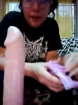 Snapshot of valentina568 chatting on 10.07.25 valentina568 online show from 10.07.25