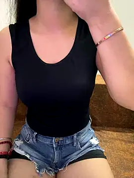 Snapshot of Fairy_Sonia chatting on 10.02.25 Fairy Sonia online show from 10.02.25