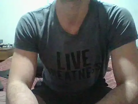 Snapshot of italianbighorse22 chatting on 11.29.25 italianbighorse22 online show from 11.29.25