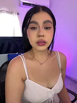 Lily Woodz online show from 05.30.26
