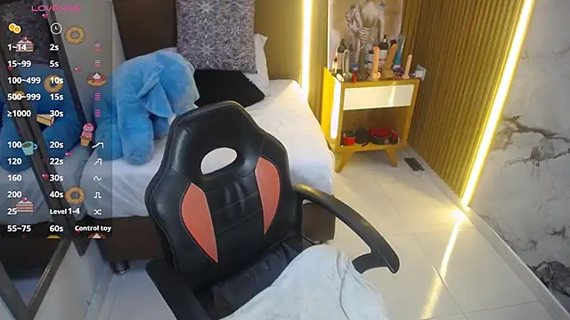 Snapshot of ARYAMORGAN1 chatting on 11.01.25 ARYAMORGAN1 online show from 11.01.25