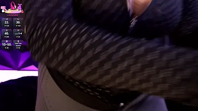 AnikaRomanoff online show from 10.07.25