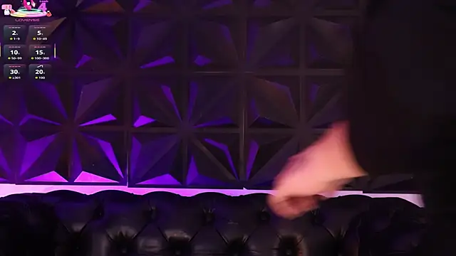 AnikaRomanoff online show from 11.03.25