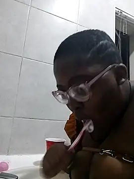 Snapshot of Damm_Bobbies chatting on 02.26.26 Damm Bobbies online show from 02.26.26