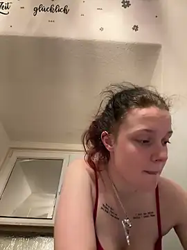 Snapshot of milabandolero chatting on 12.26.24 milabandolero online show from 12.26.24