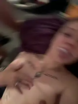 Snapshot of milabandolero chatting on 12.27.24 milabandolero online show from 12.27.24