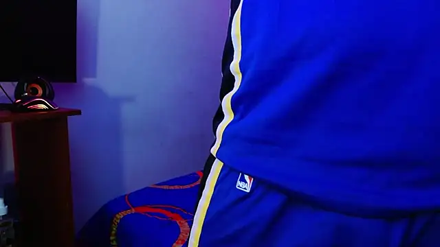 Snapshot of miia-liiam chatting on 02.12.26 miia-liiam online show from 02.12.26