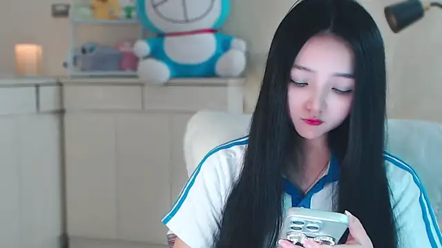 Snapshot of xiao-xiao-D chatting on 01.04.25 xiao-xiao-D online show from 01.04.25