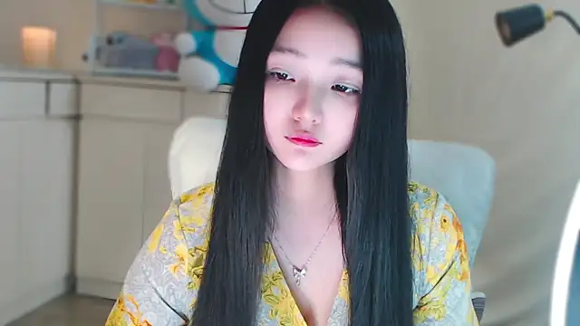 Snapshot of xiao-xiao-D chatting on 01.04.25 xiao-xiao-D online show from 01.04.25