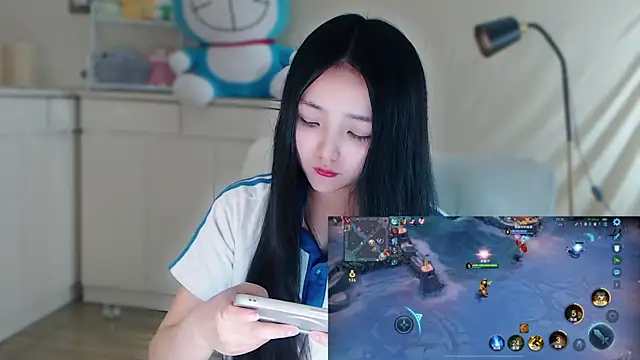 Snapshot of xiao-xiao-D chatting on 01.14.25 xiao-xiao-D online show from 01.14.25