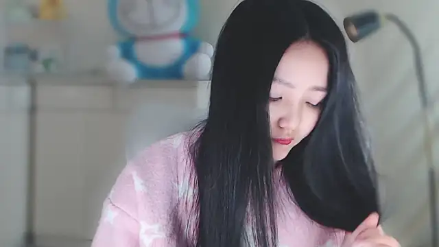 Snapshot of xiao-xiao-D chatting on 02.07.25 xiao-xiao-D online show from 02.07.25