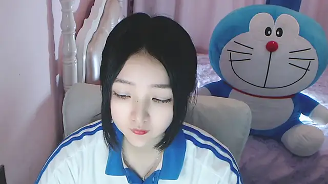 Snapshot of xiao-xiao-D chatting on 02.21.25 xiao-xiao-D online show from 02.21.25