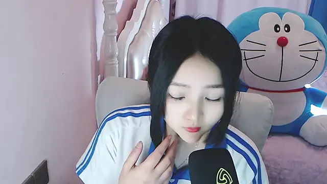 Snapshot of xiao-xiao-D chatting on 02.21.25 xiao-xiao-D online show from 02.21.25