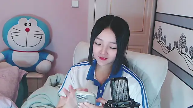 Snapshot of xiao-xiao-D chatting on 02.26.25 xiao-xiao-D online show from 02.26.25