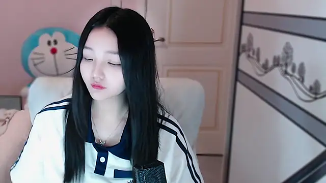 Snapshot of xiao-xiao-D chatting on 03.02.25 xiao-xiao-D online show from 03.02.25