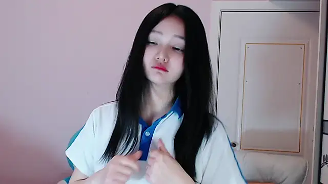 Snapshot of xiao-xiao-D chatting on 03.04.25 xiao-xiao-D online show from 03.04.25