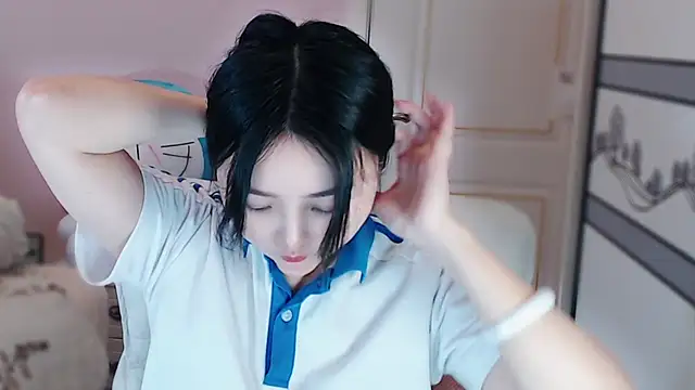 Snapshot of xiao-xiao-D chatting on 03.12.25 xiao-xiao-D online show from 03.12.25