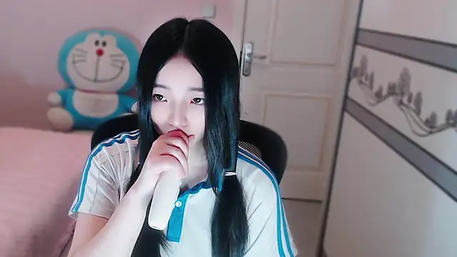 Snapshot of xiao-xiao-D chatting on 10.31.25 xiao-xiao-D online show from 10.31.25