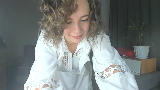 Cute smile sharon online show from 12.19.24