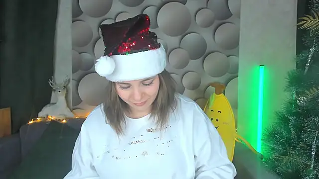 Cute smile sharon online show from 12.22.24