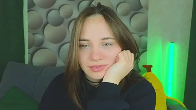 Cute smile sharon online show from 03.21.25